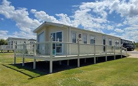 Seton Sands Holiday Park - Premium Caravan - 2 Bedroom Sleeps 4 (Adults Only)
